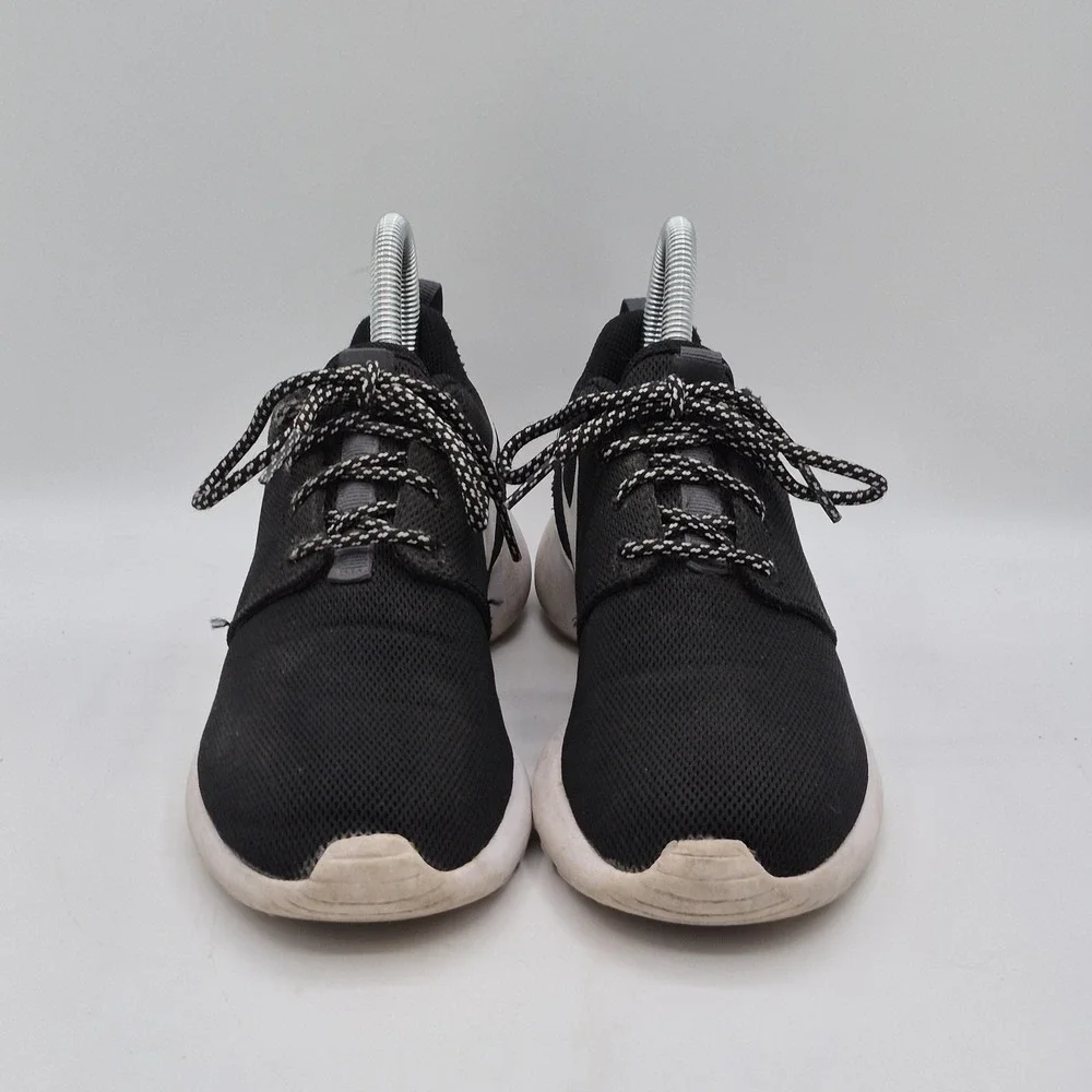 Nike Roshe One Shoes Womens Size 5 Black Mesh Running Sneakers 844994-002